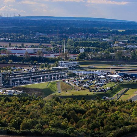 Hotel Motorsport Arena أوشرسليبين المظهر الخارجي الصورة